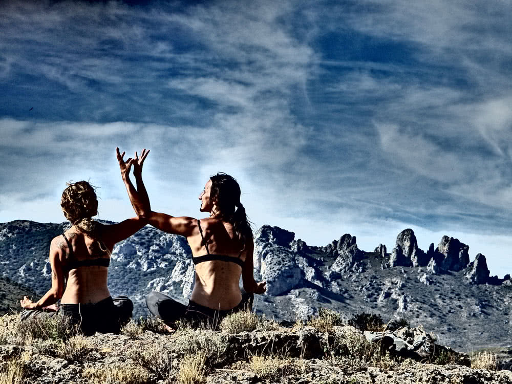 Yoga y escalada en Calcena