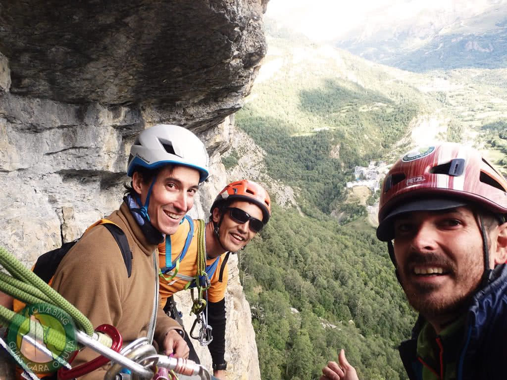 Escalada en escarrilla